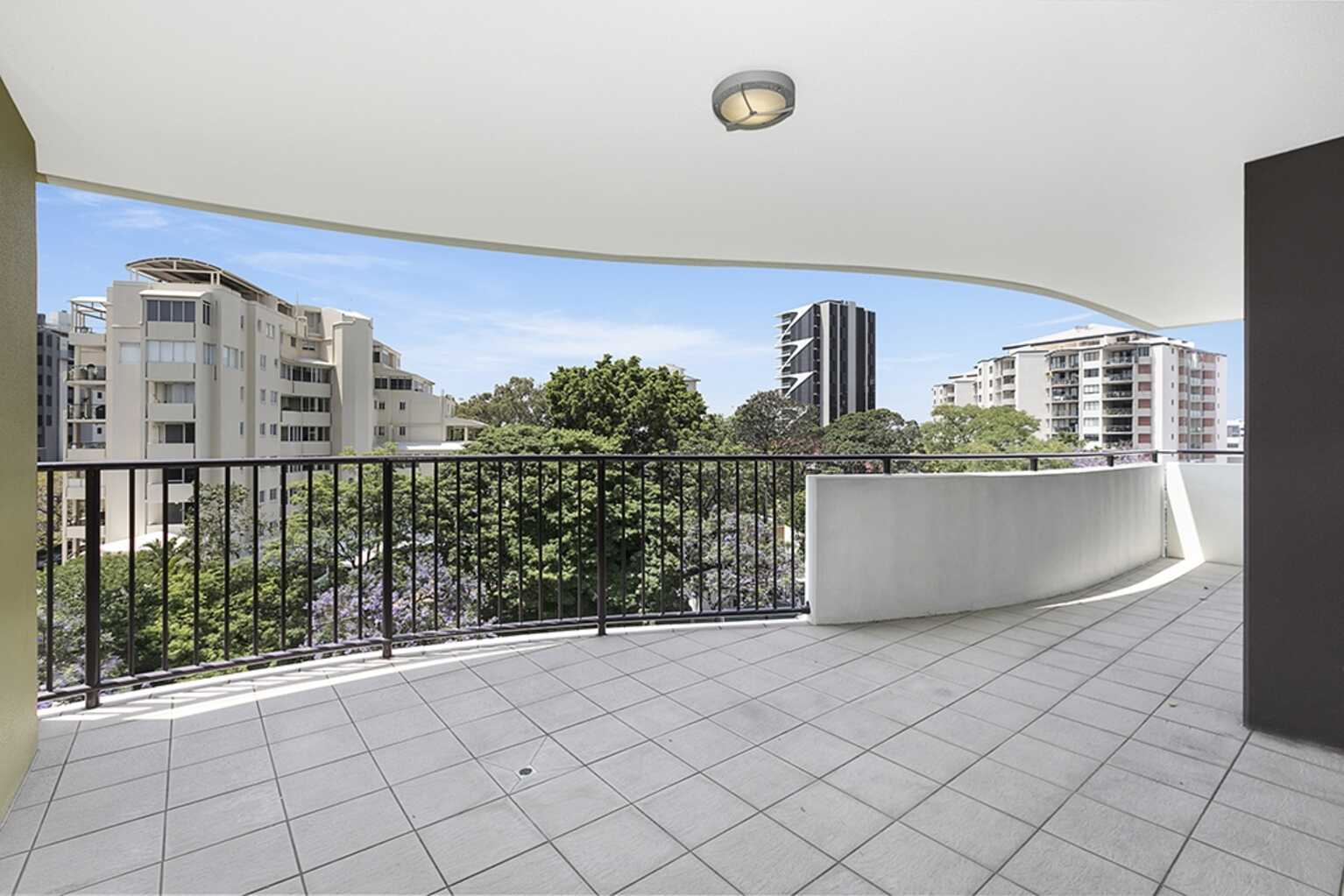 232/8 Land Street Toowong