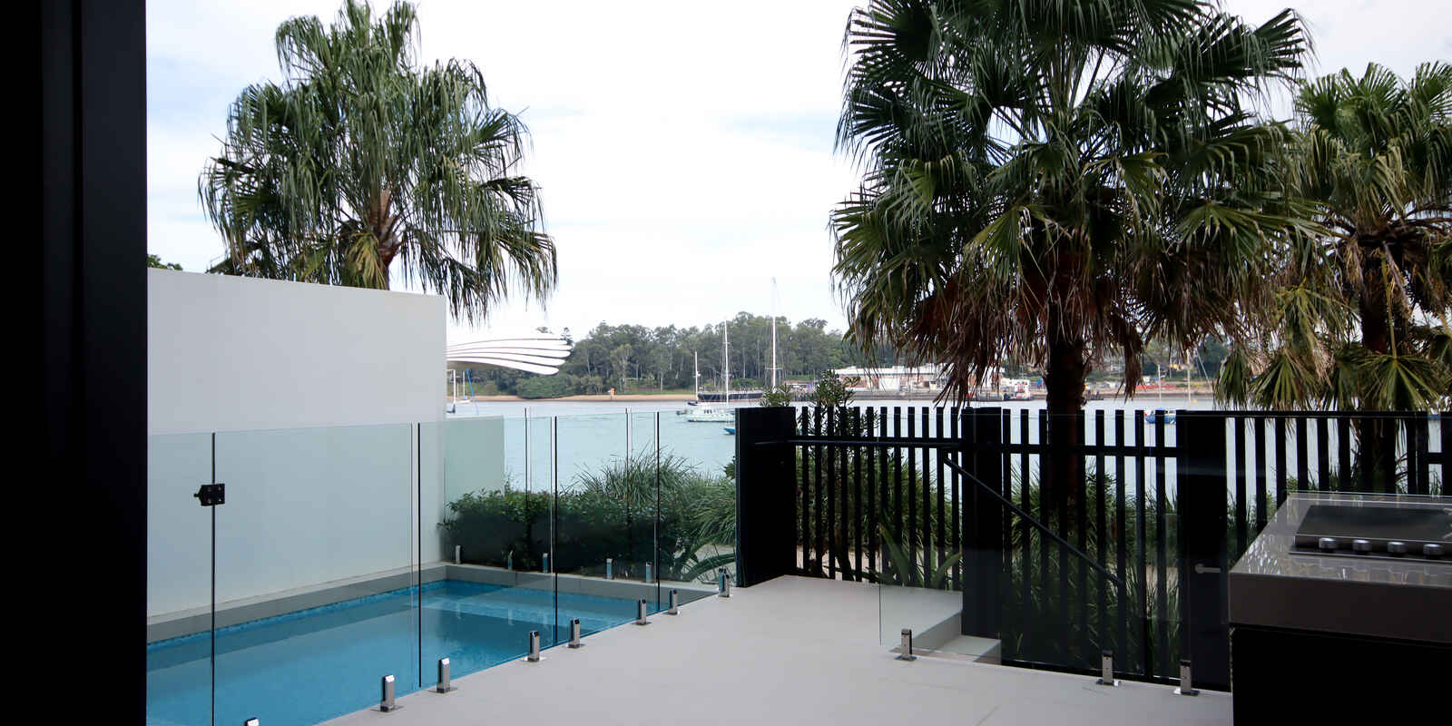 82 Parkside Circuit Hamilton