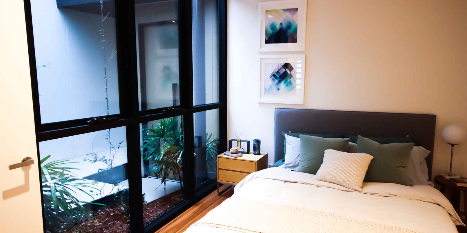 82 Parkside Circuit Hamilton