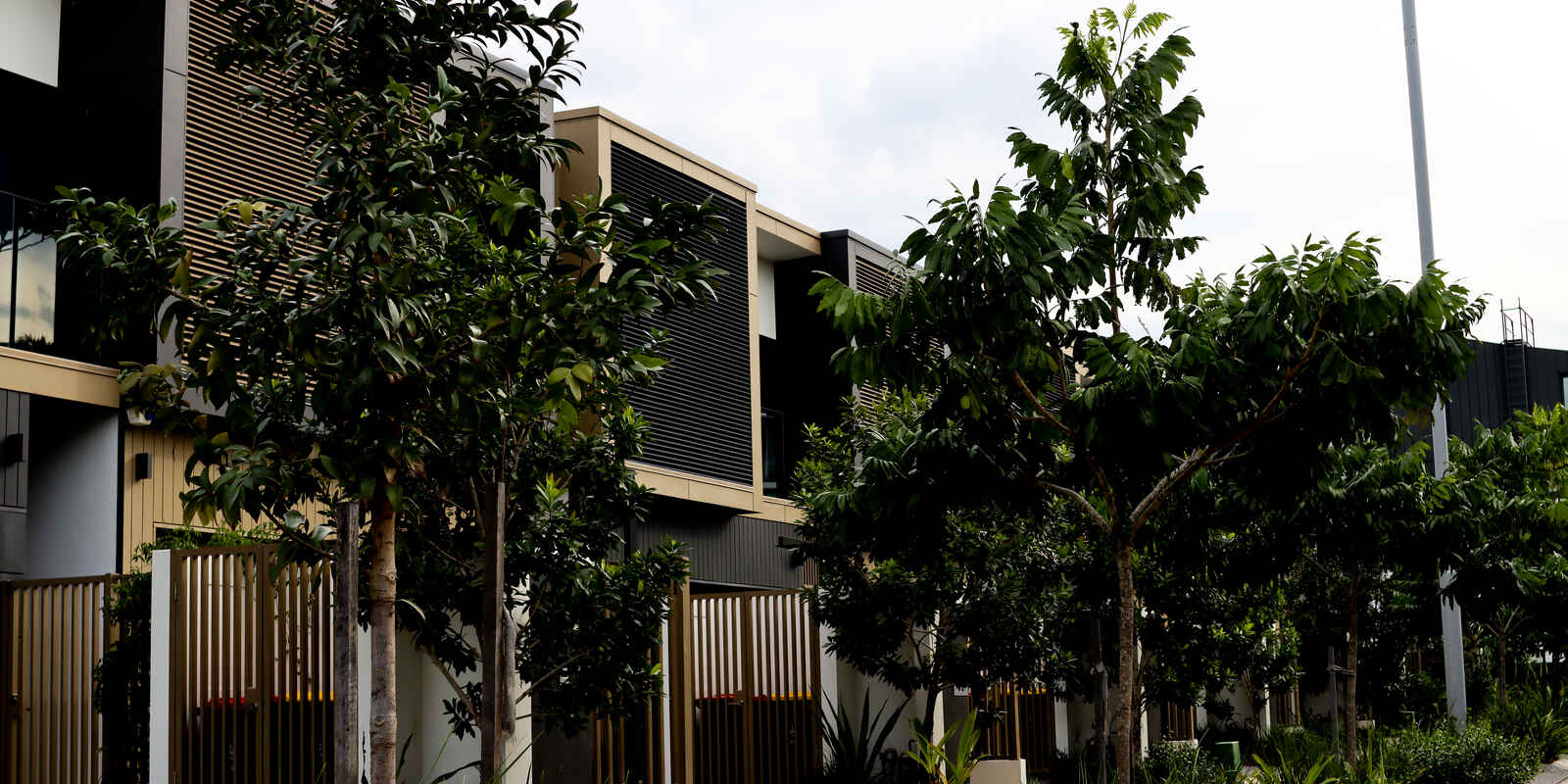 82 Parkside Circuit Hamilton