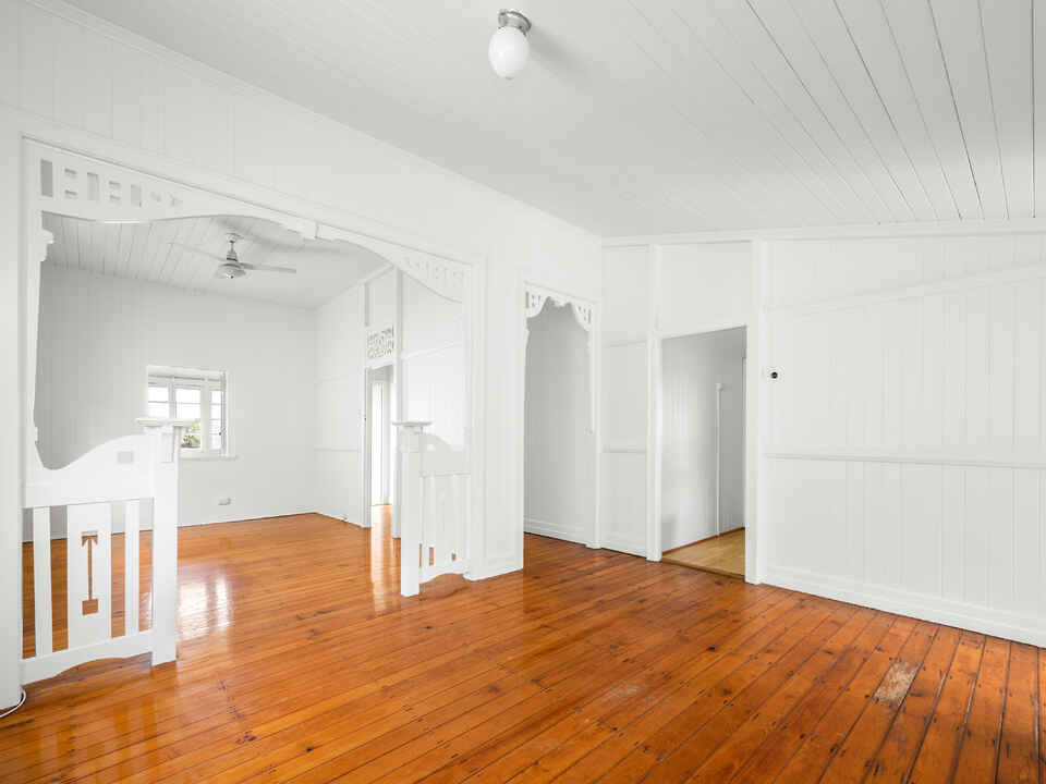 77 Bowen Street Windsor