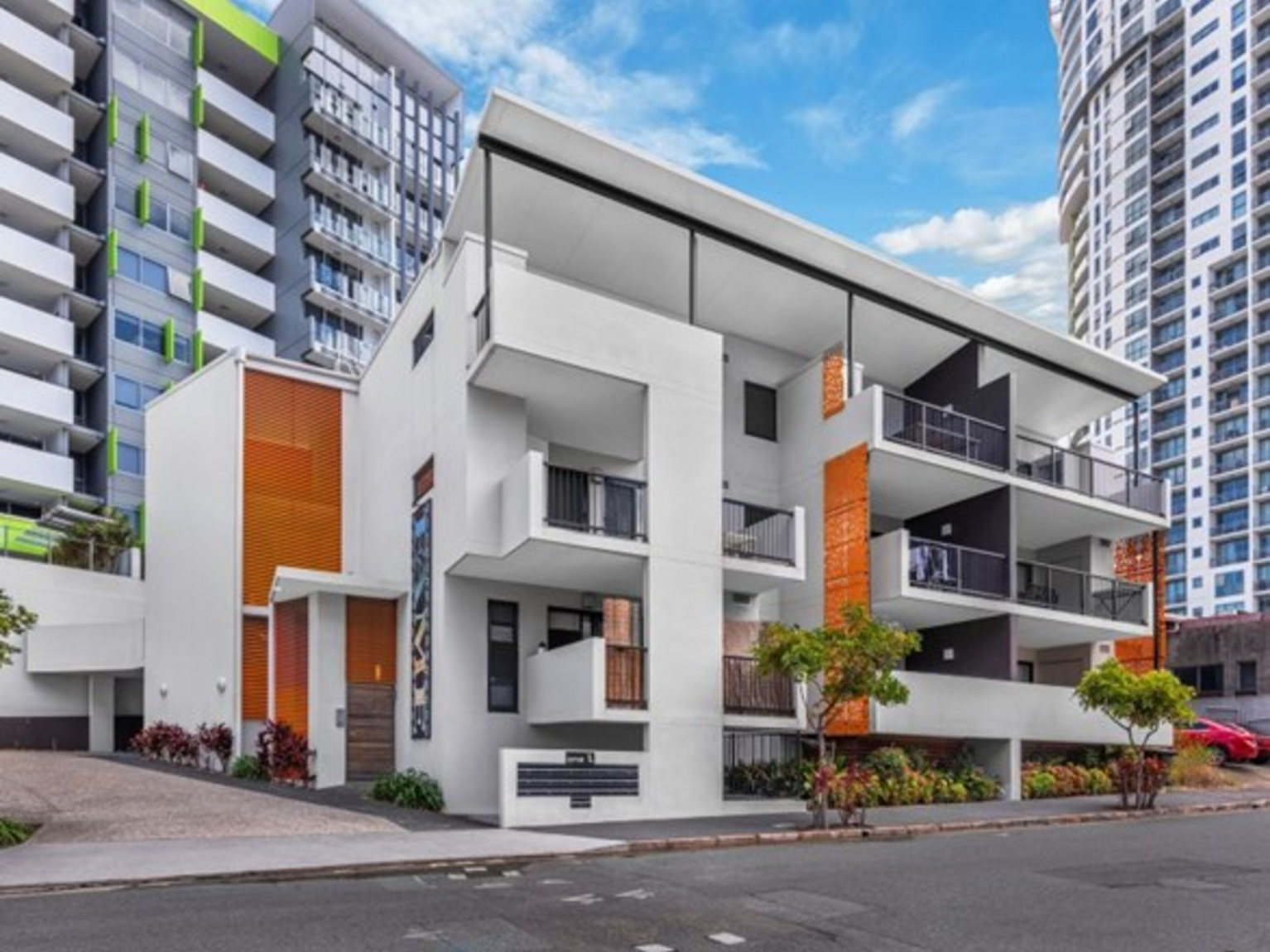9/1 Hurworth Street Bowen Hills