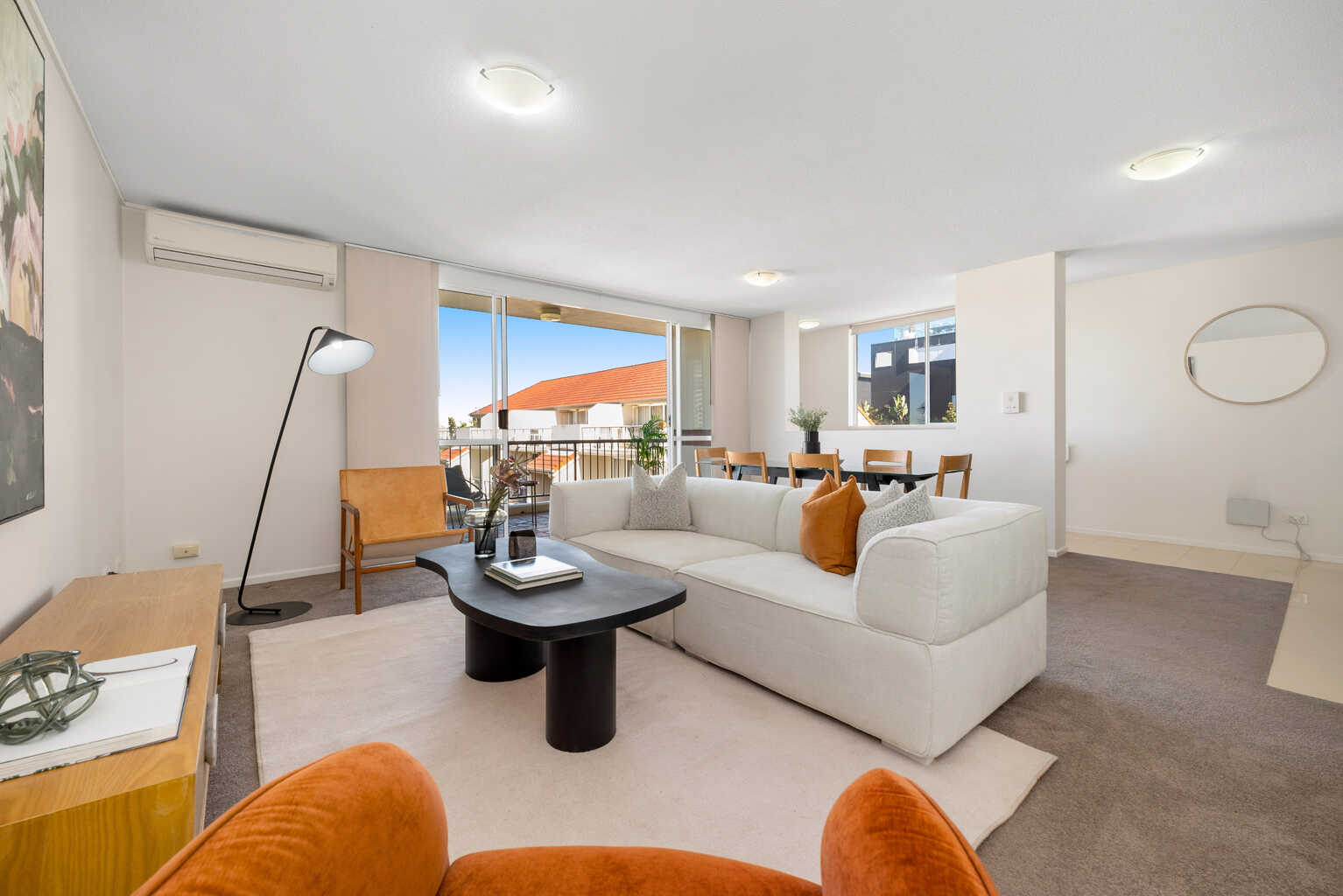 24/17 Whyenbah Street Hamilton