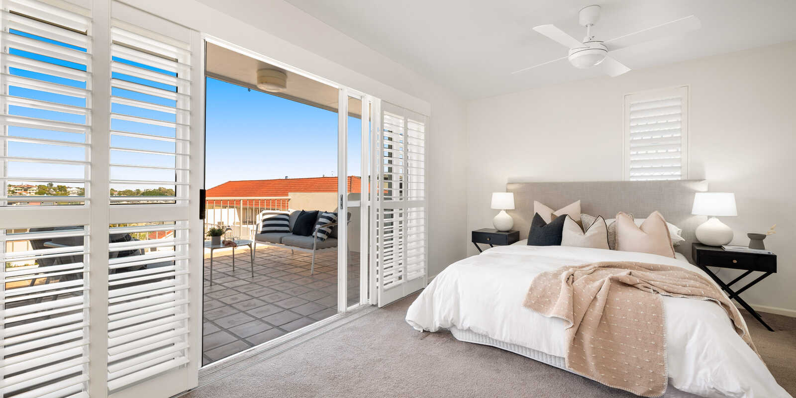 24/17 Whyenbah Street Hamilton