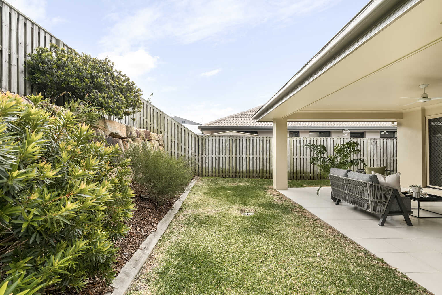 14 Crossing Drive Eatons Hill 14 Crossing Drive Eatons Hill