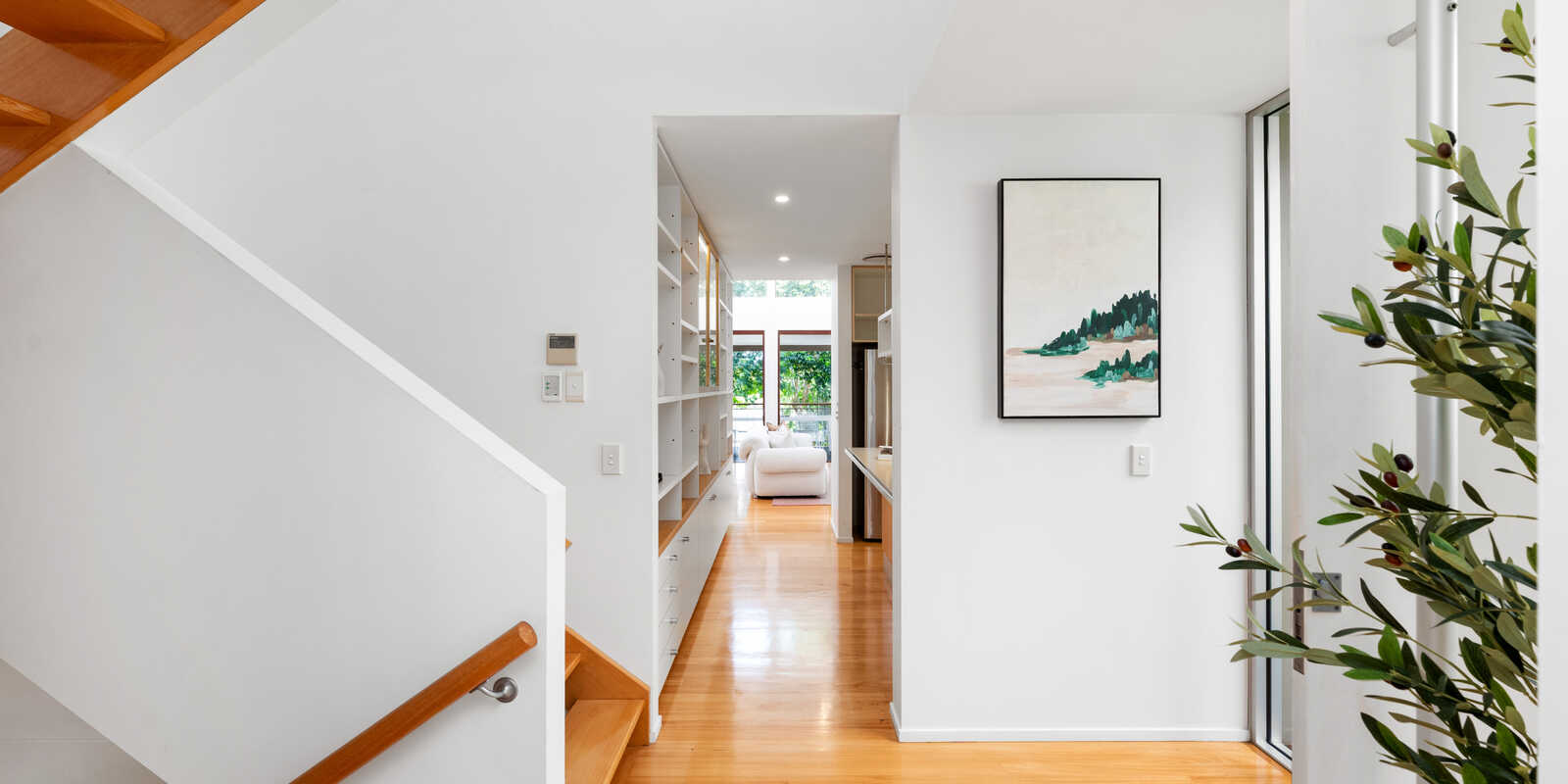 16 Upper Lancaster Road Ascot