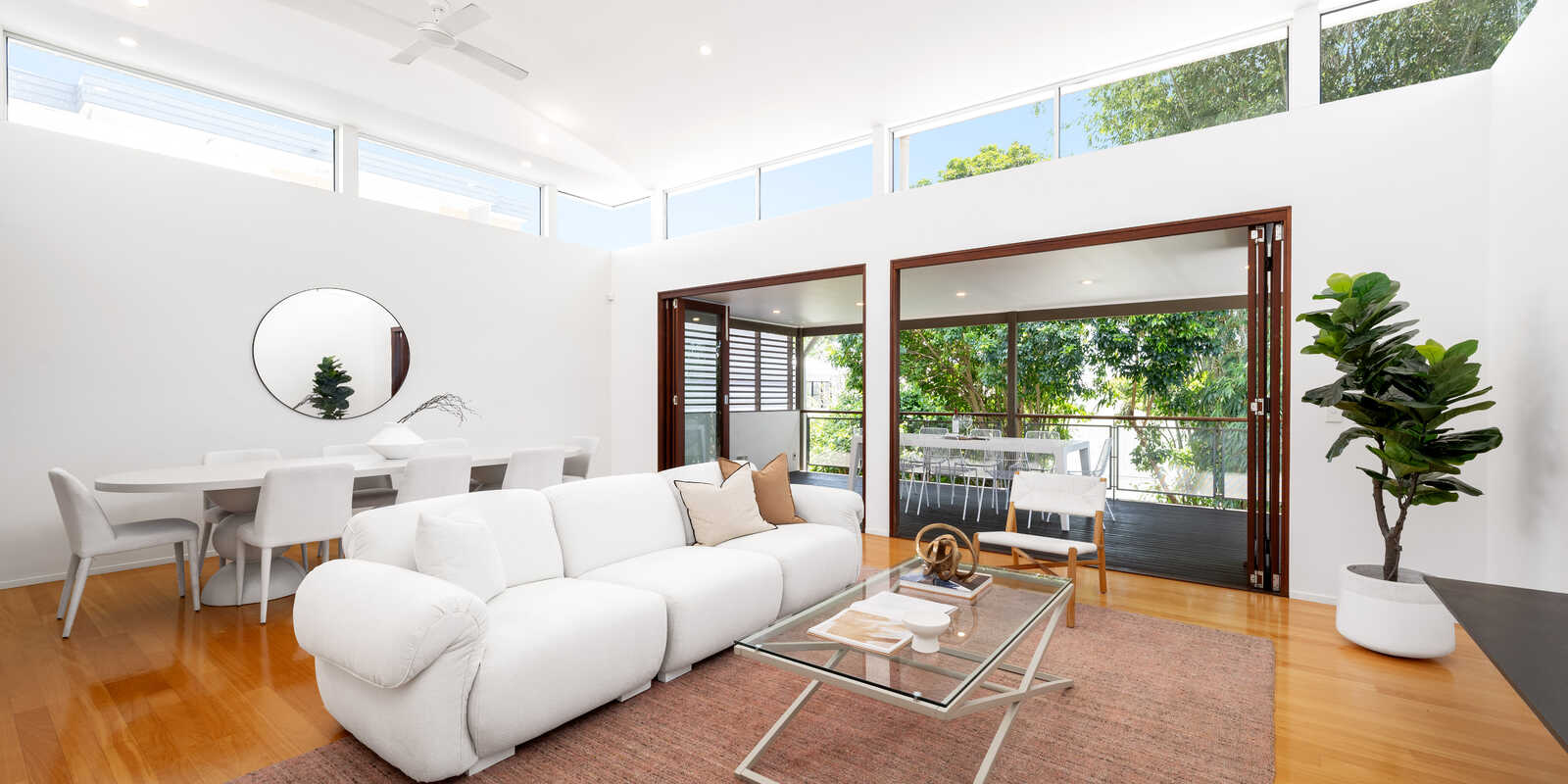 16 Upper Lancaster Road Ascot