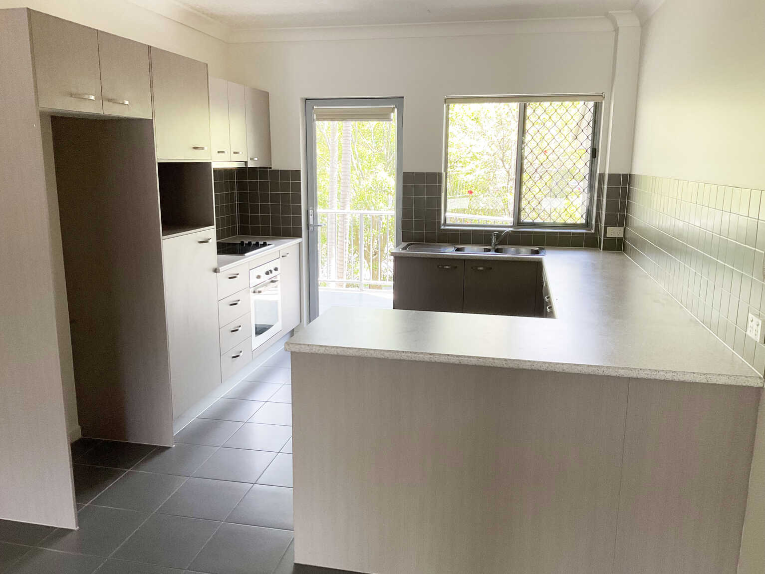  Enoggera