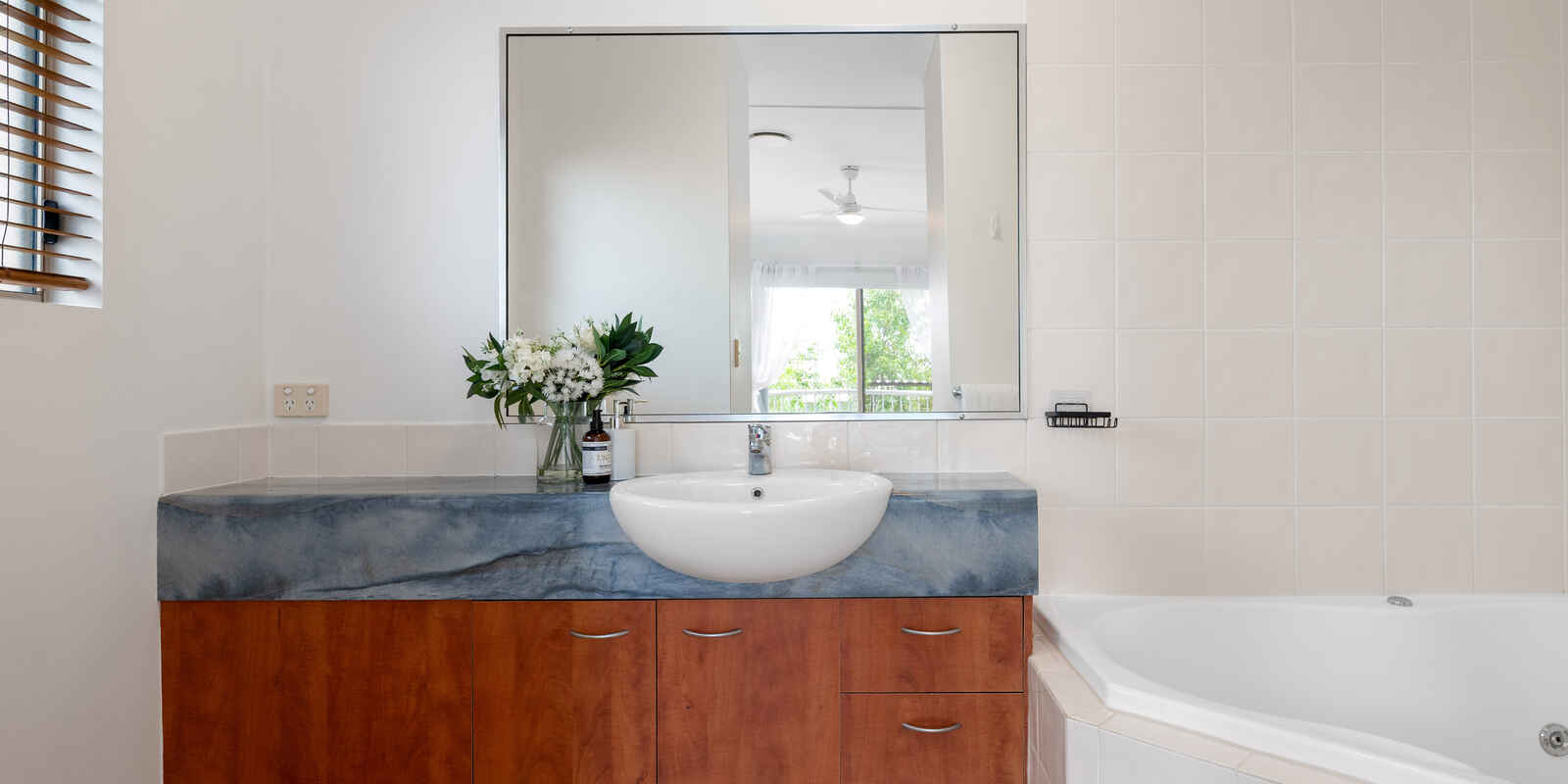 5/102 Racecourse Rd Ascot